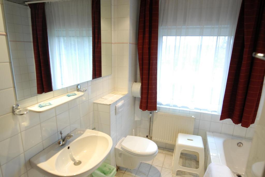Hotel Le Joli Bois วอเตอร์ลู ห้อง รูปภาพ