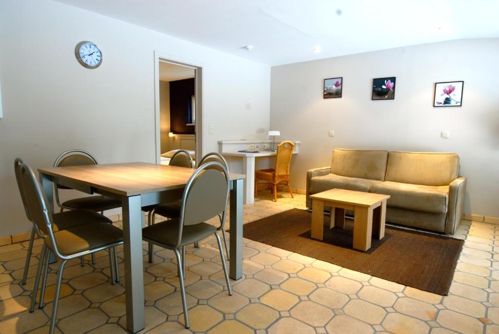 Hotel Le Joli Bois วอเตอร์ลู ห้อง รูปภาพ